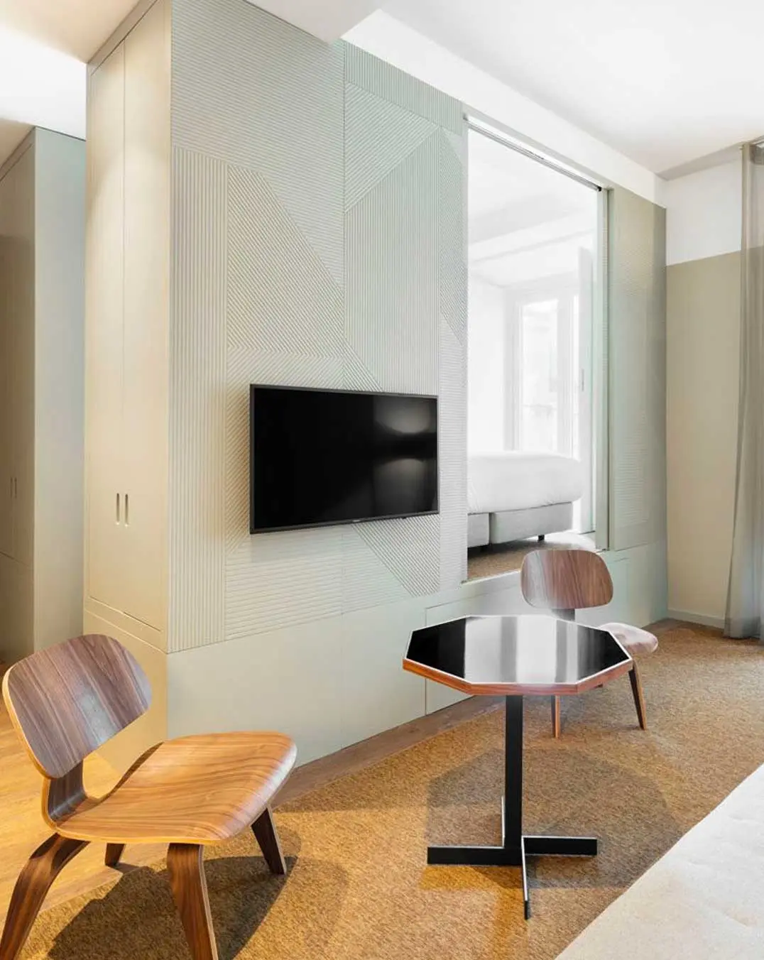 OnJ_1076x1352 - Body Image 2