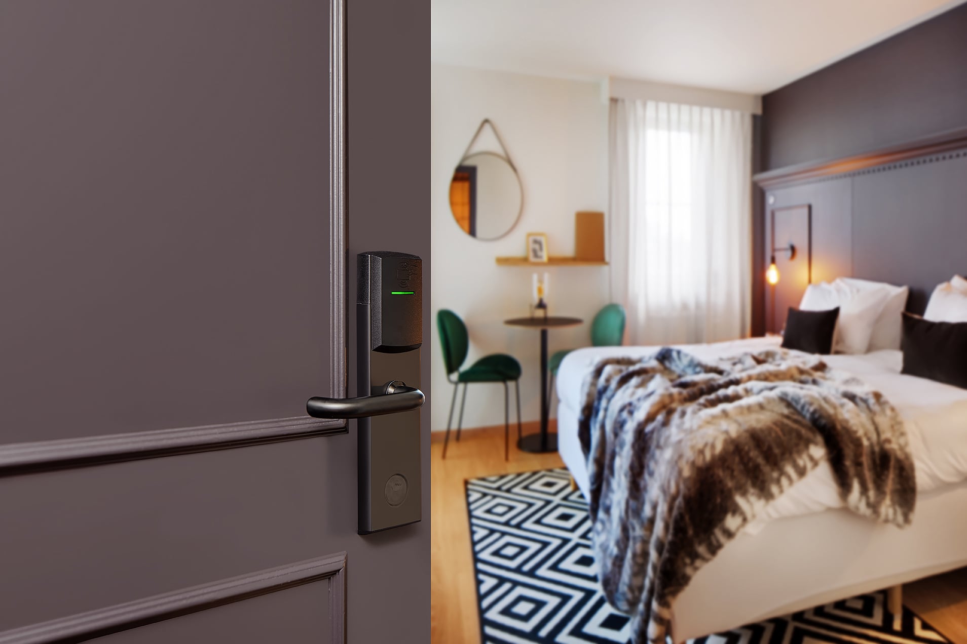 f345c773-e4b3-45a6-8454-b4190133cb87 Product image