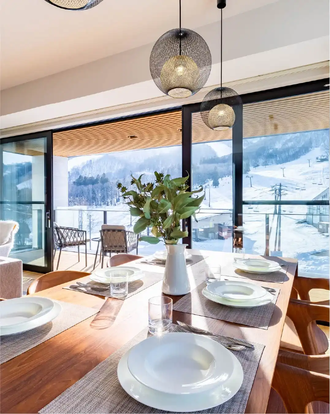 Portrait body image - 1076x1352 copy 2-50-1