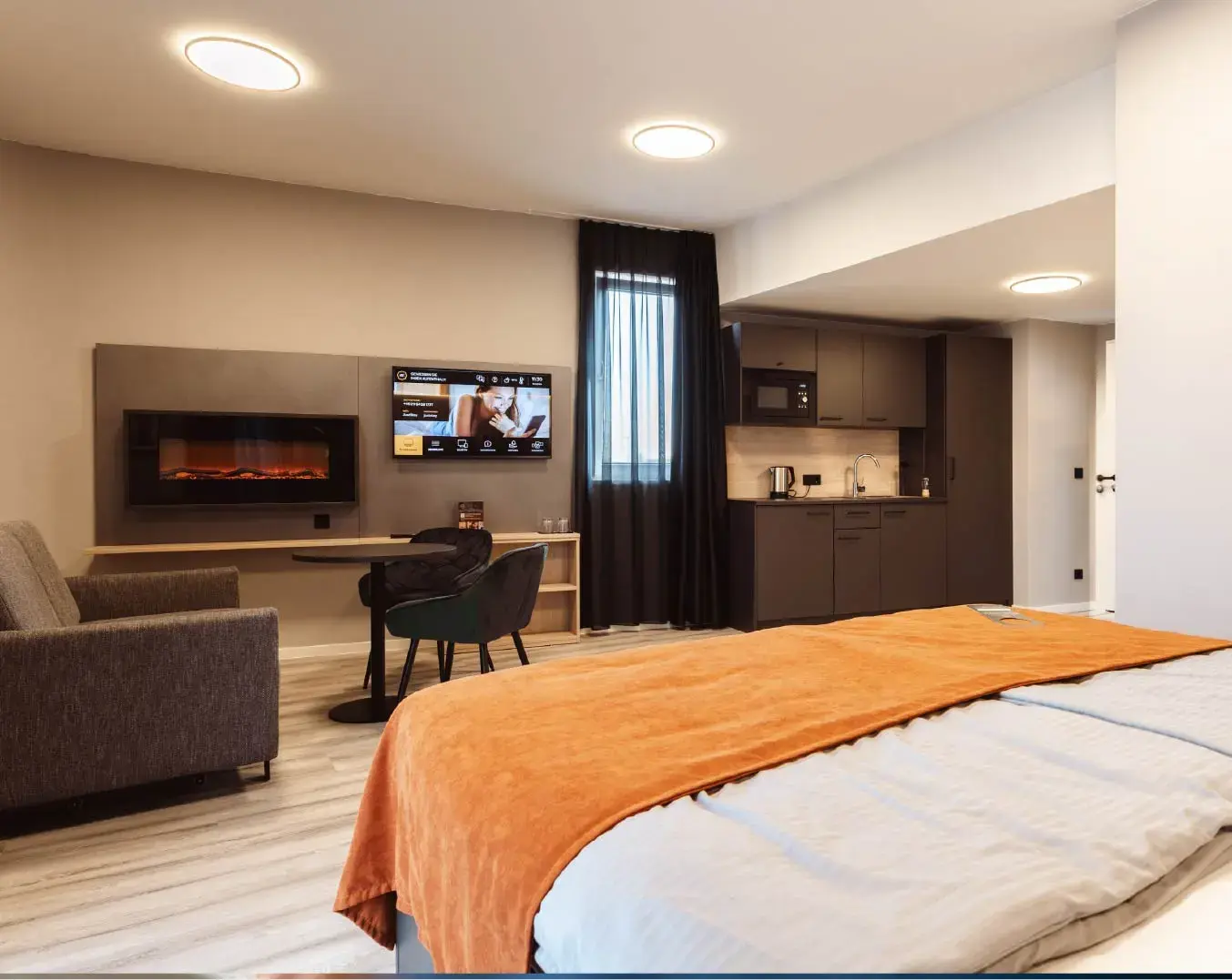 JustStay Website body image 3 1352 x1076-50