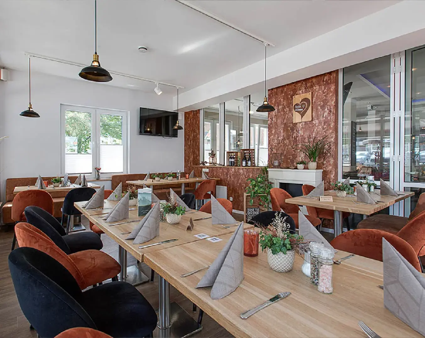 Hotel Cadenberge has zero chargebacks after moving to the cloud Website body Image 2 1352 x 1076-50