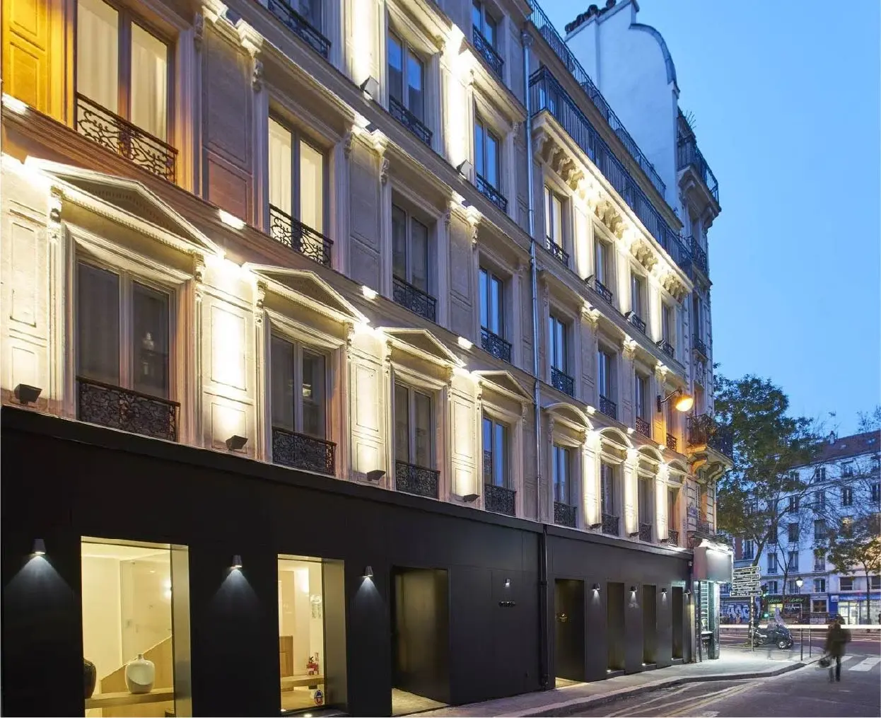 9Hotel Collection front of the hotel