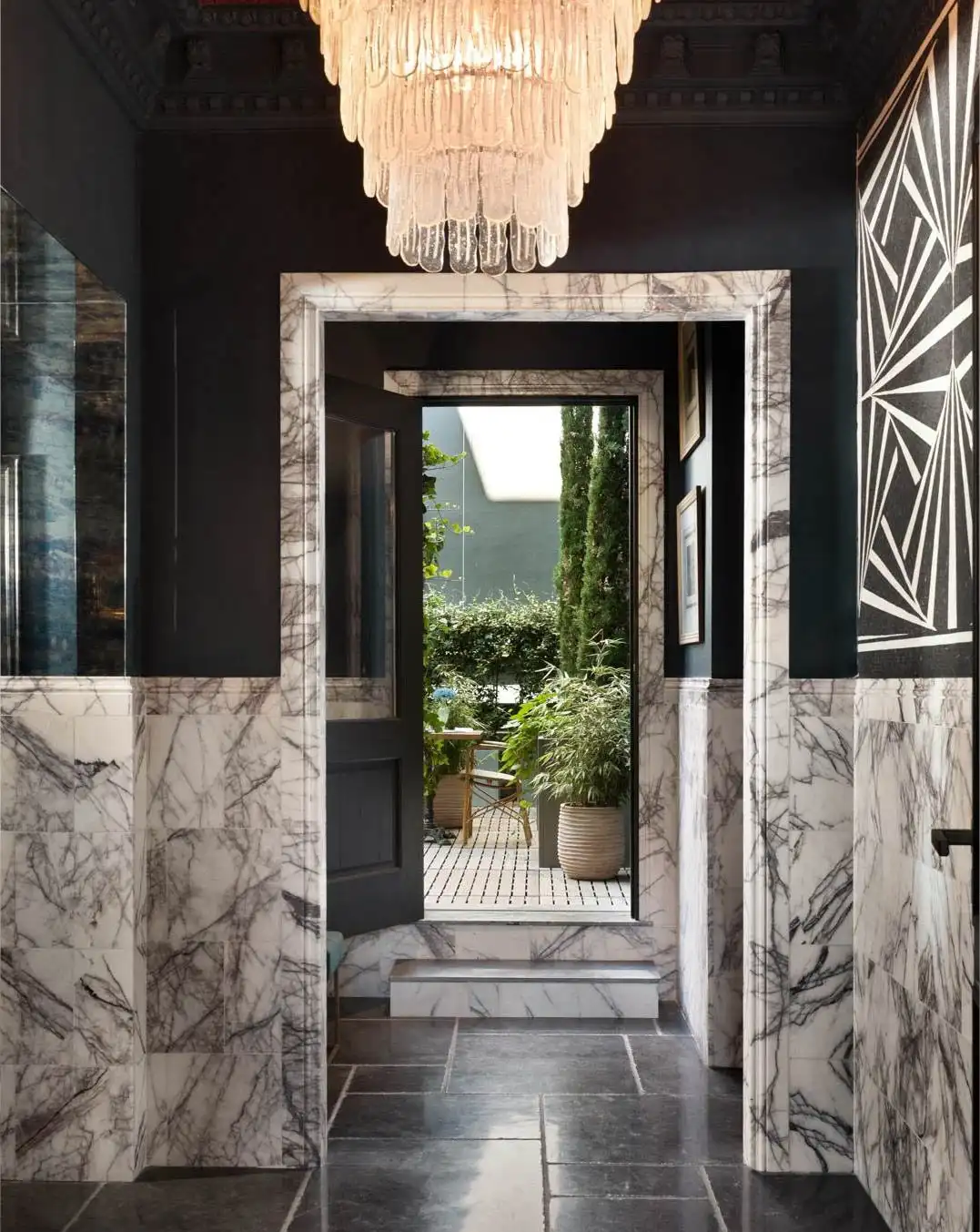 Juliana Hotels combines luxury with a modern, digital guest journey Website body Image 4 1076 x 1352-50