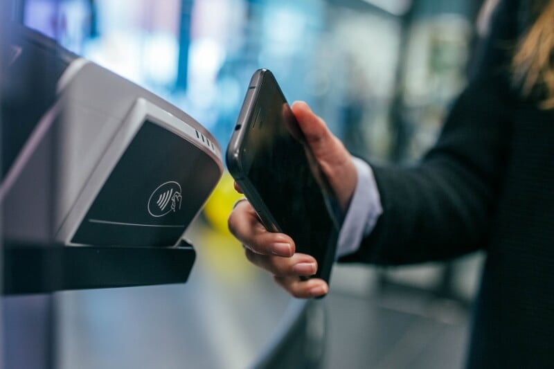 tecnologia contactless hotel