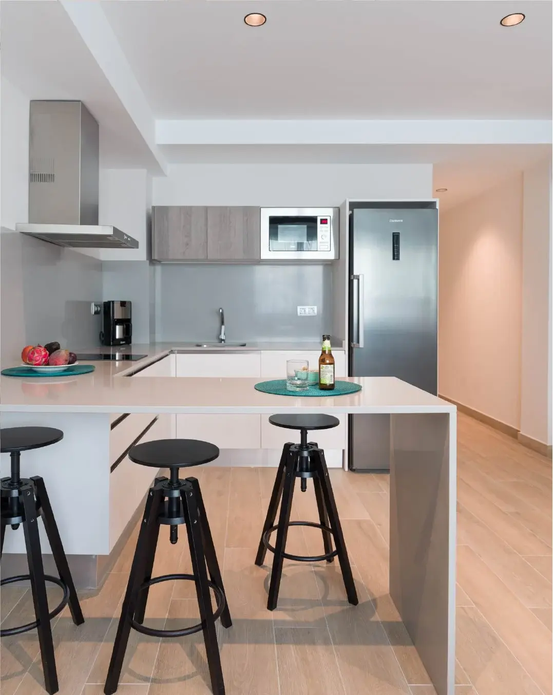 Tusity uses Mews Portrait body image - 1076x1352 copy 2-50