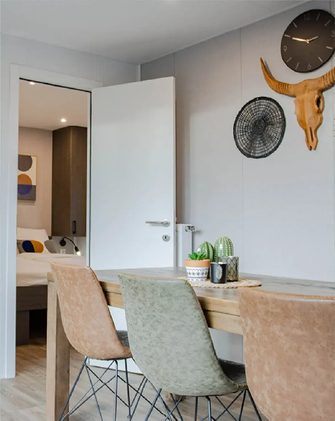 Slagharen Themepark Resort Website body Image 6 1076 x 1352-50