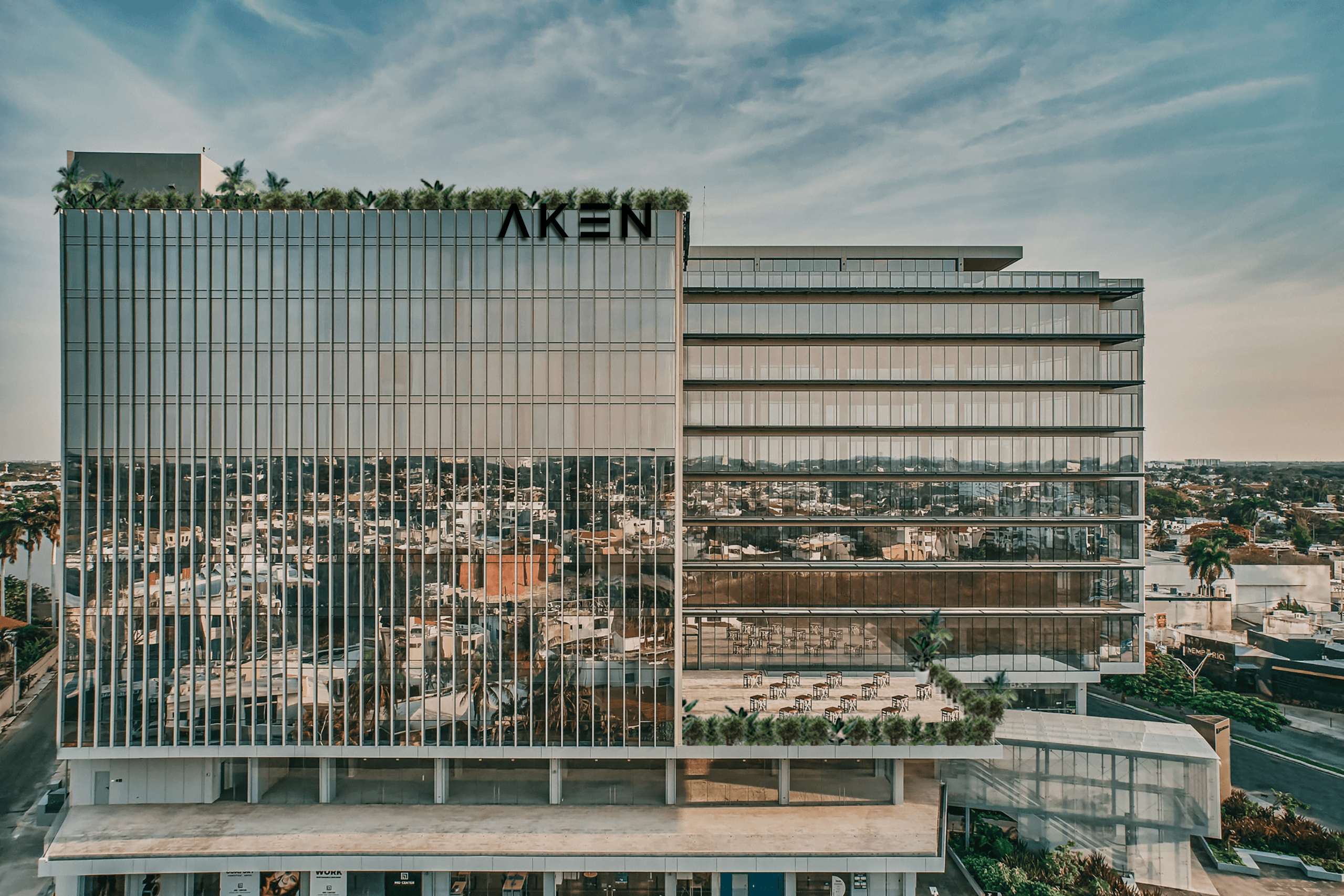 AKEN FACHADA 1