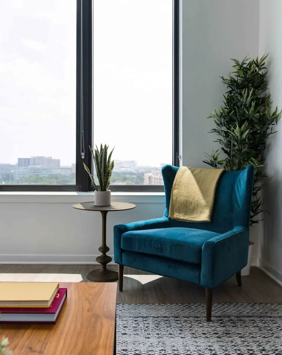 locale-hero_body03_1076x1352