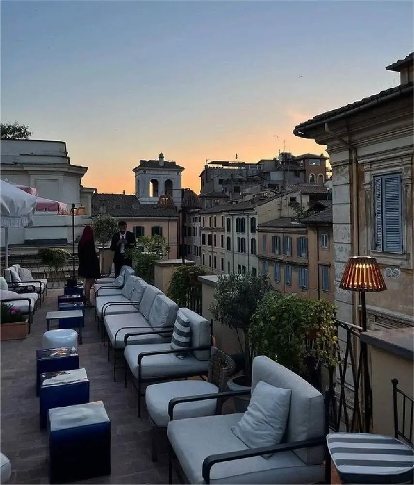 9hotel Colletion