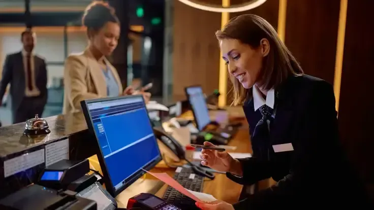 Was ist ein Cloud PMS und wie unterscheidet es sich