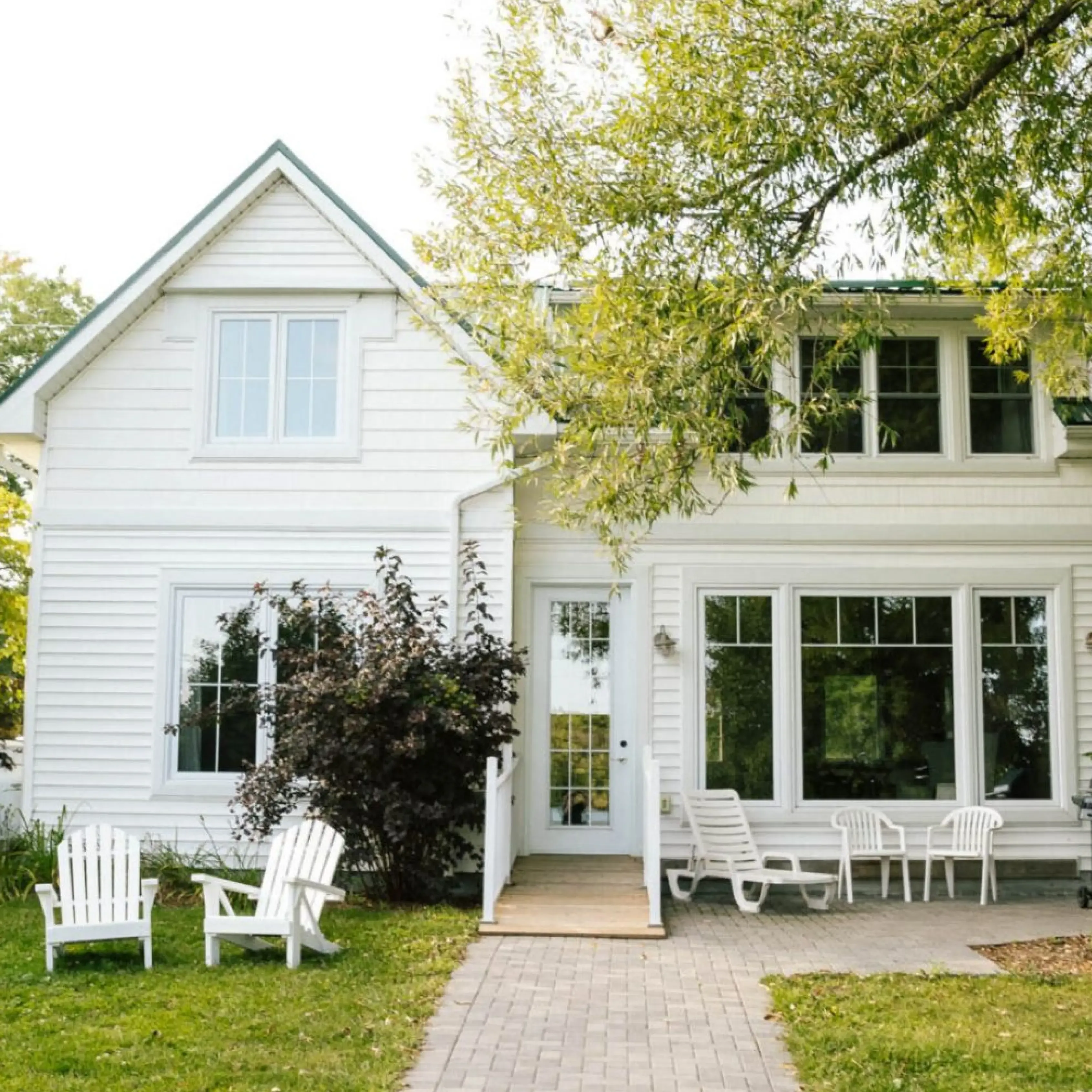 Elmhirst's Resort image 1.webp