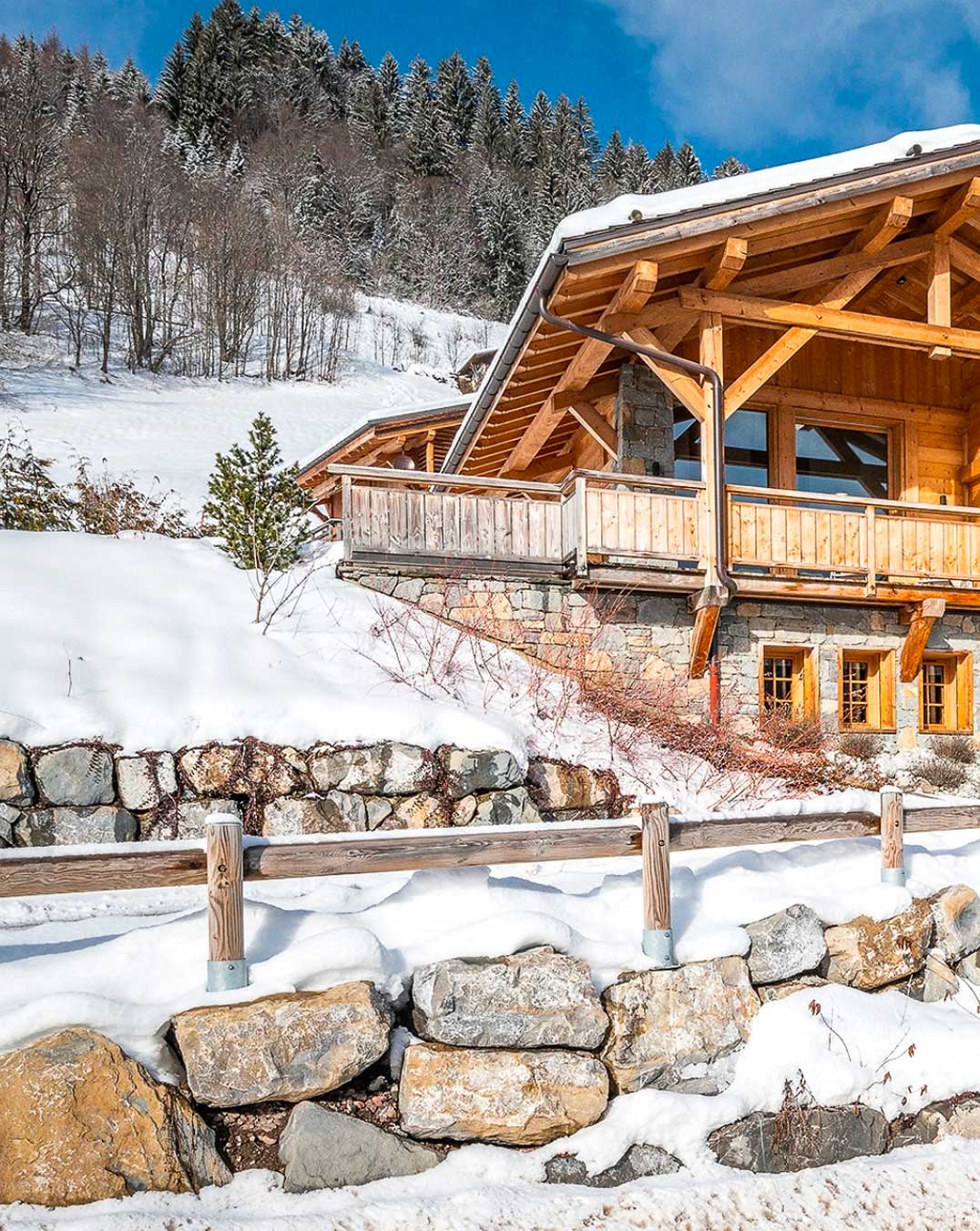 Emerald Stay_1076x1352 - Body Image 1