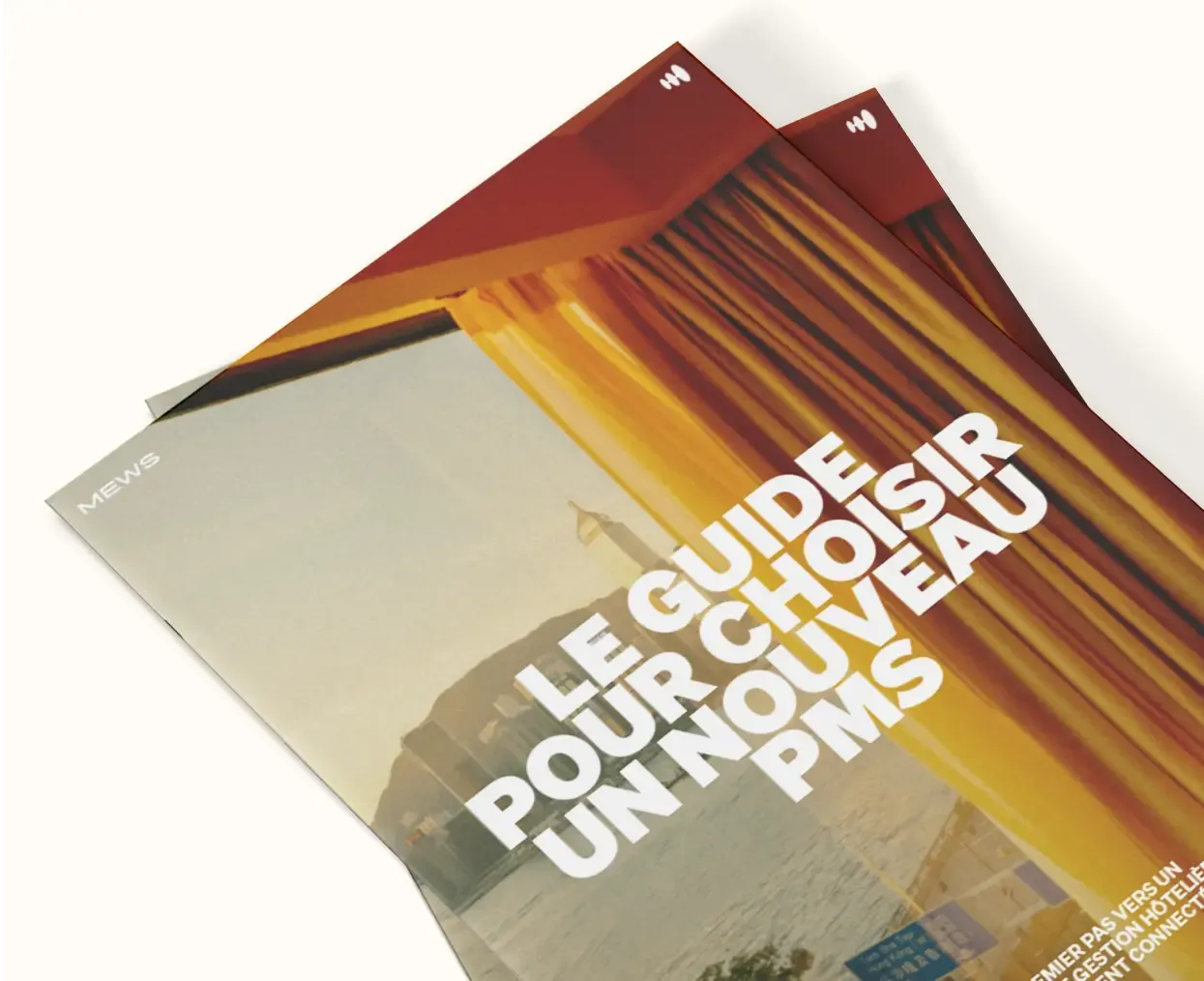 Guide to choosing a new hotel PMS_landing_page_Hero-1245_x_1014_FR.webp