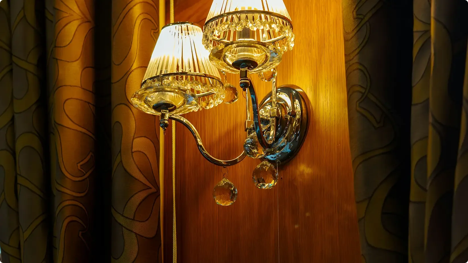 What are the different hotel ownership types.webp