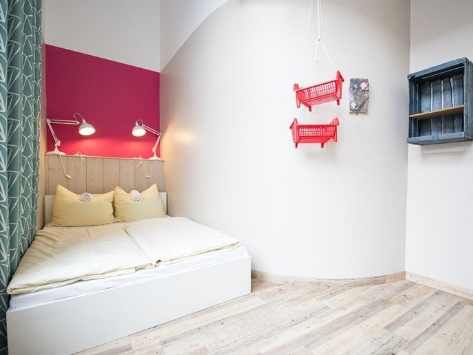 Wombat2 - imported from www.mews.com