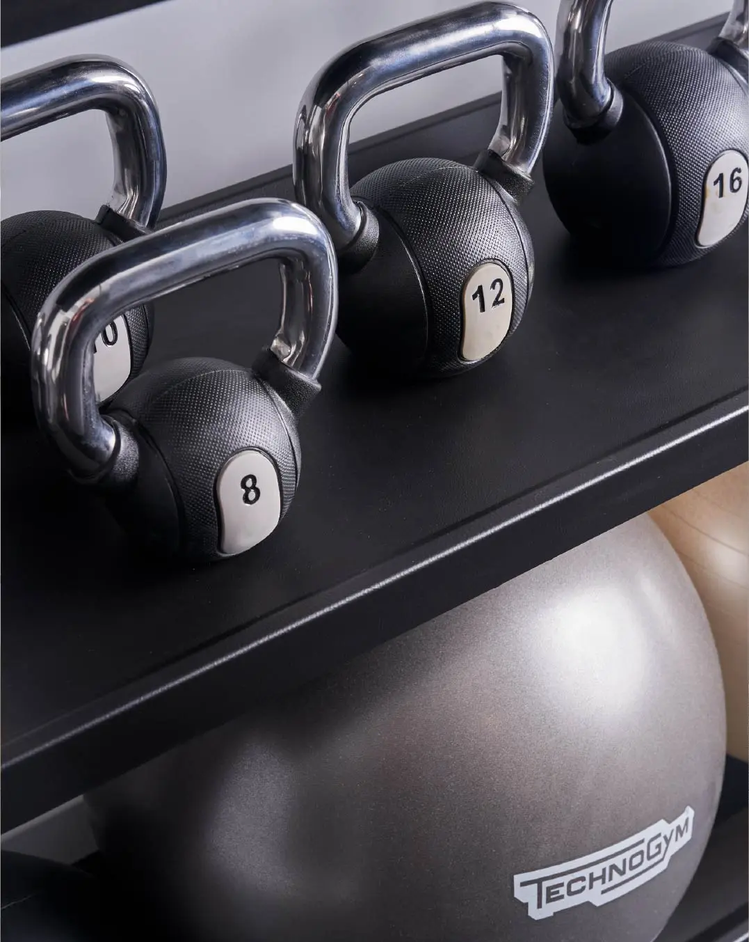 The Maj Hotel EN Website body Image 4 1076 x 1352-50