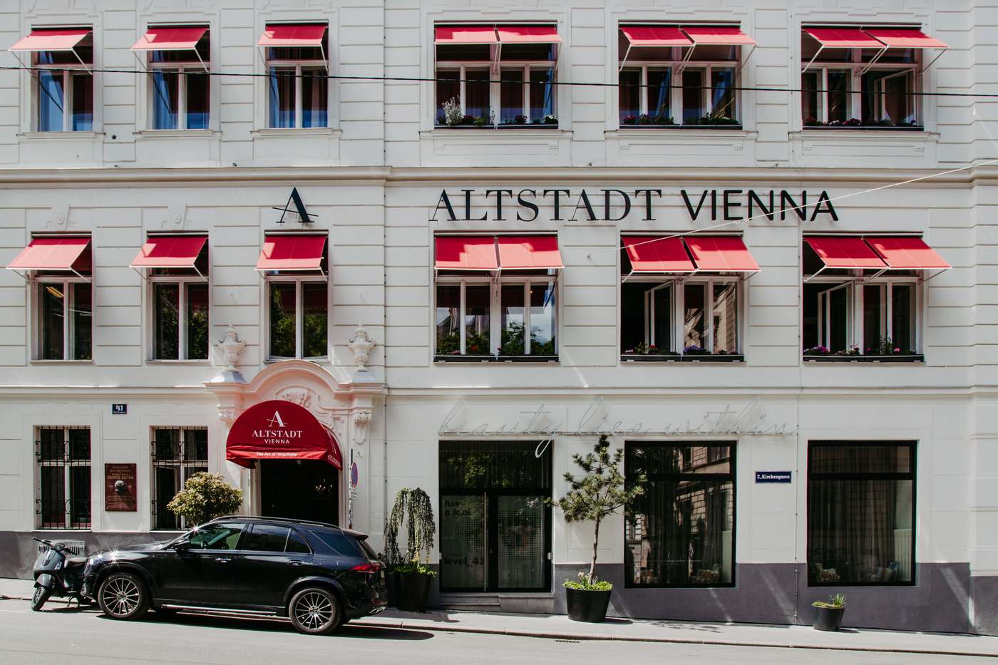 altstadt_vienna_150KB.jpg