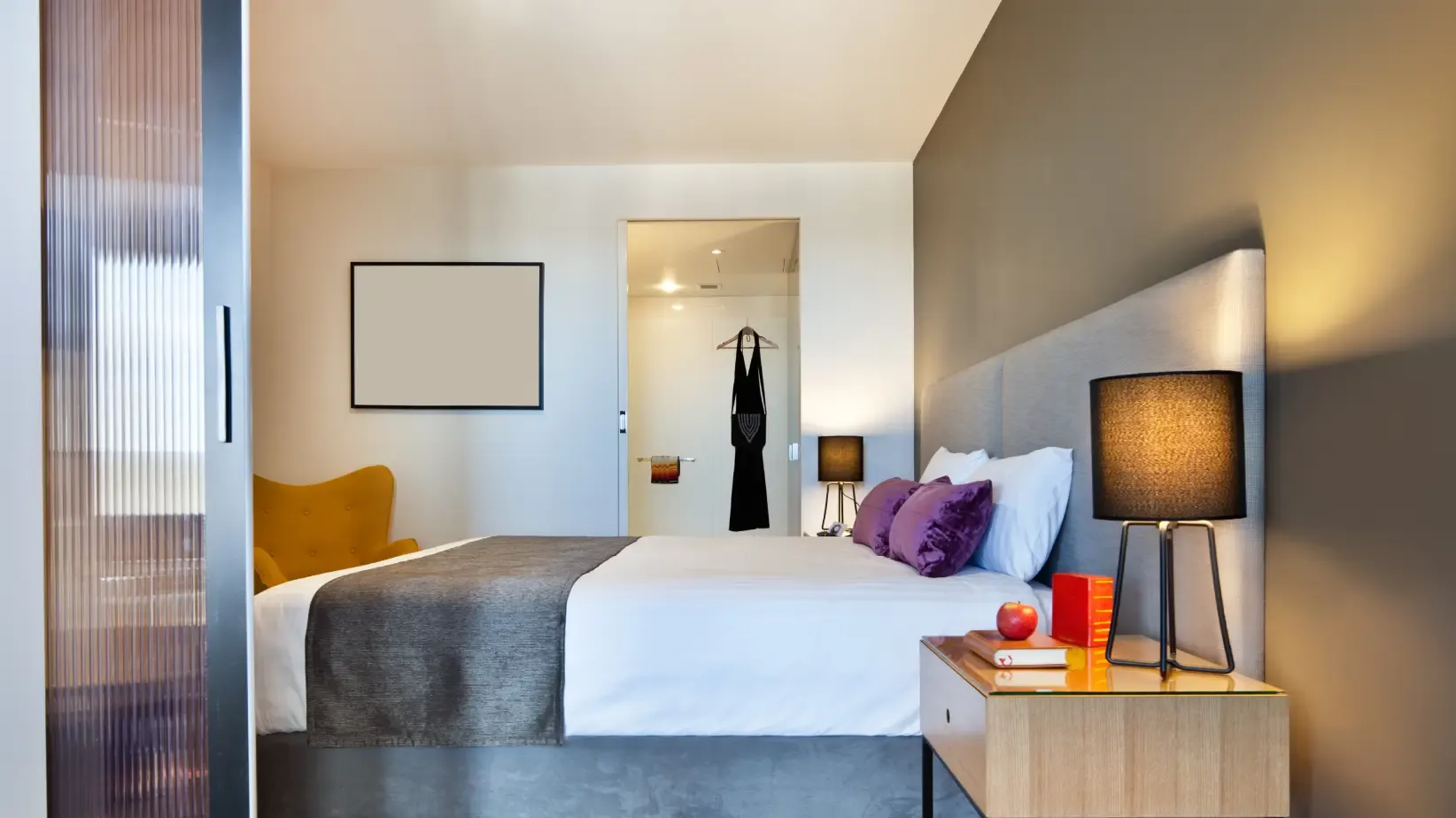 Average hotel room size