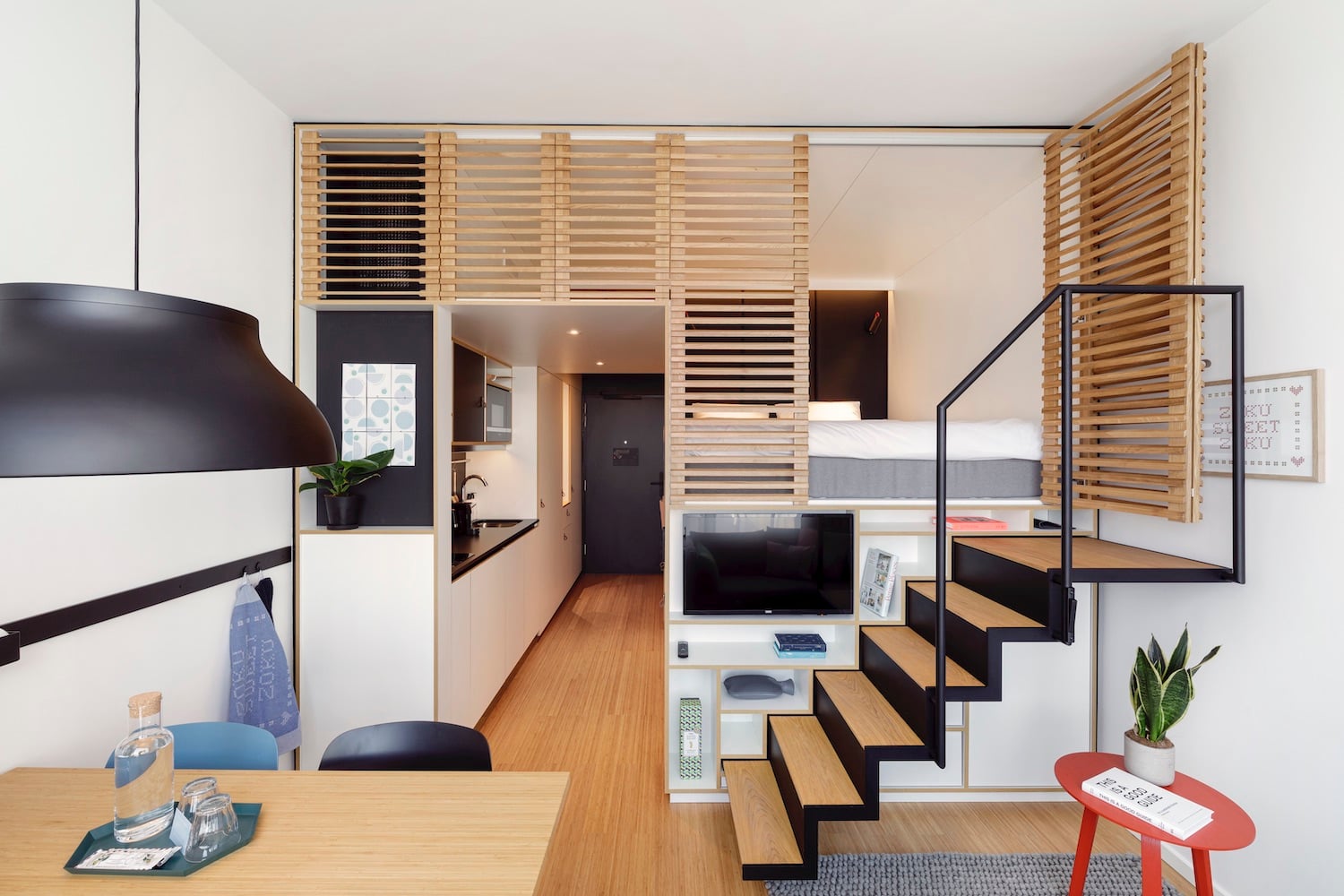 Zoku-room