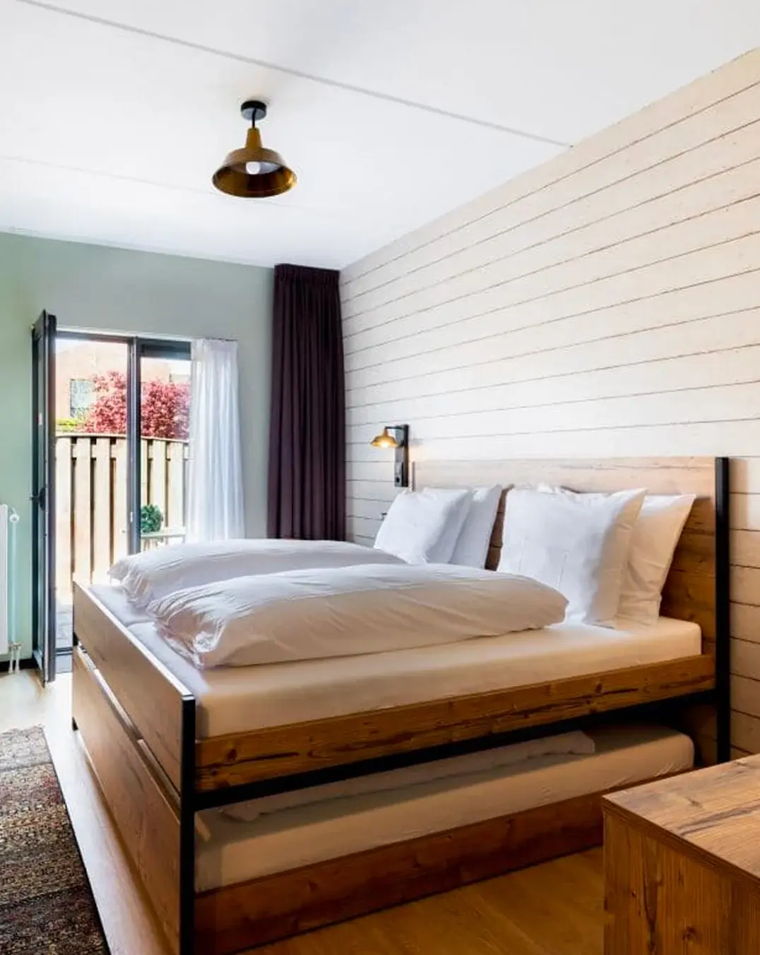 GuestHouse - 1076x1352 - Body Image 2