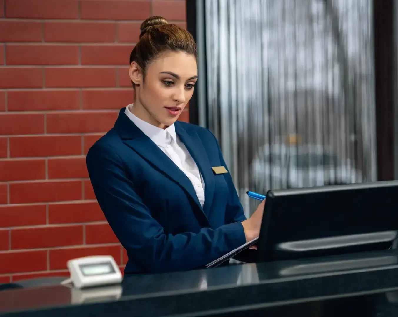 What is a hotel reservation system