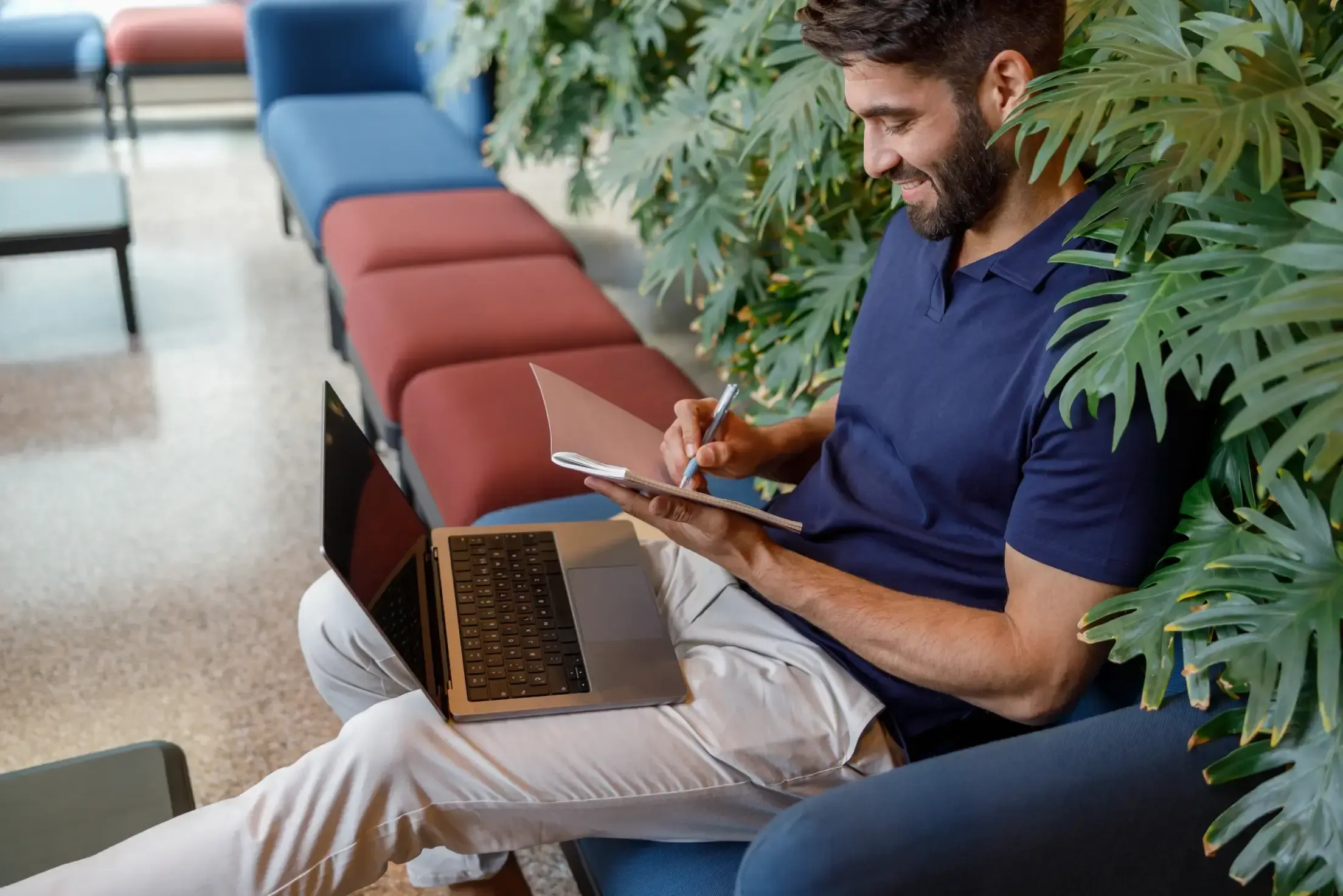 How to become a hotel manager in 5 steps