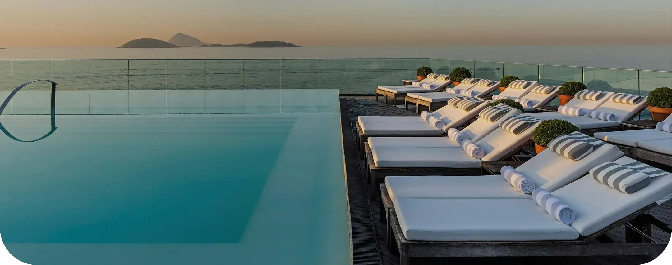 the leading hotels.webp