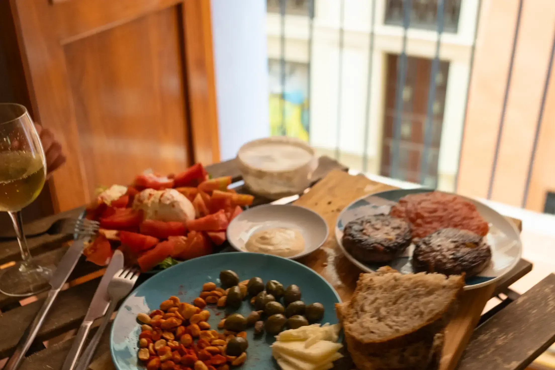What does food and beverage mean in the hospitality industry