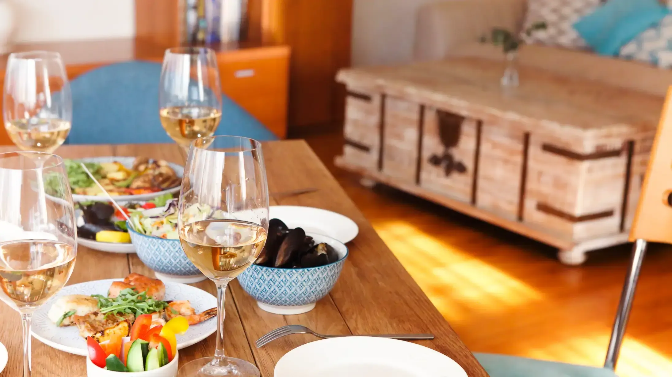 what does self catering mean