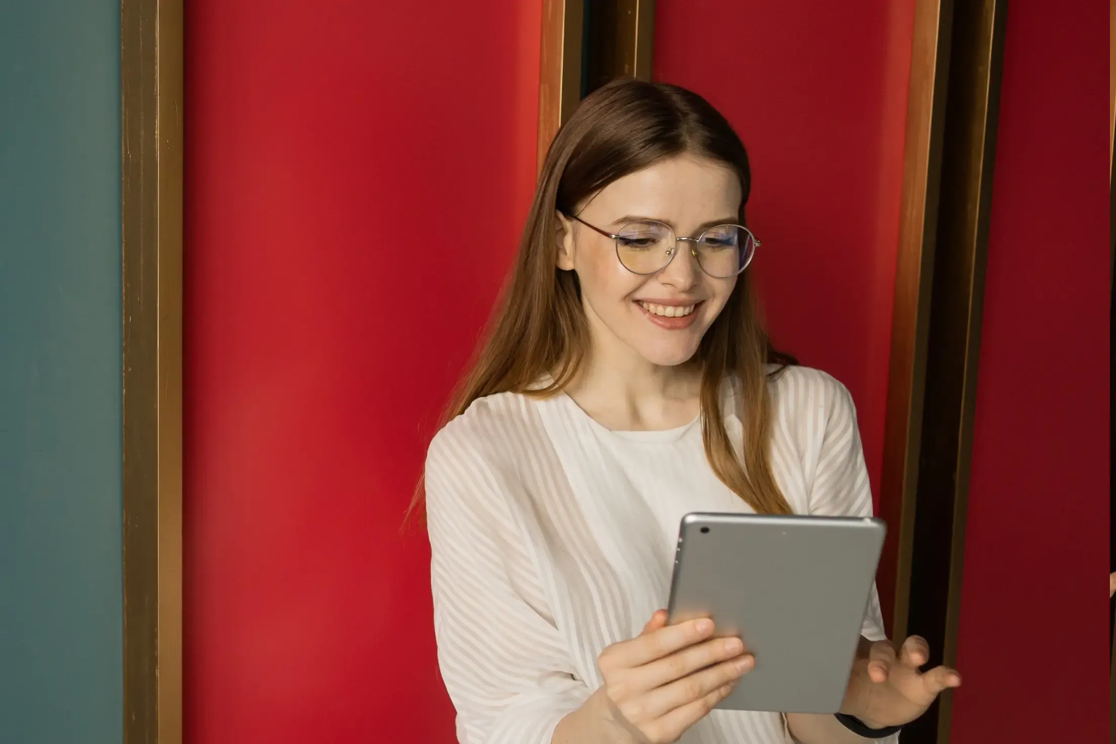 What is the last room value (LRV) and why does it matter?