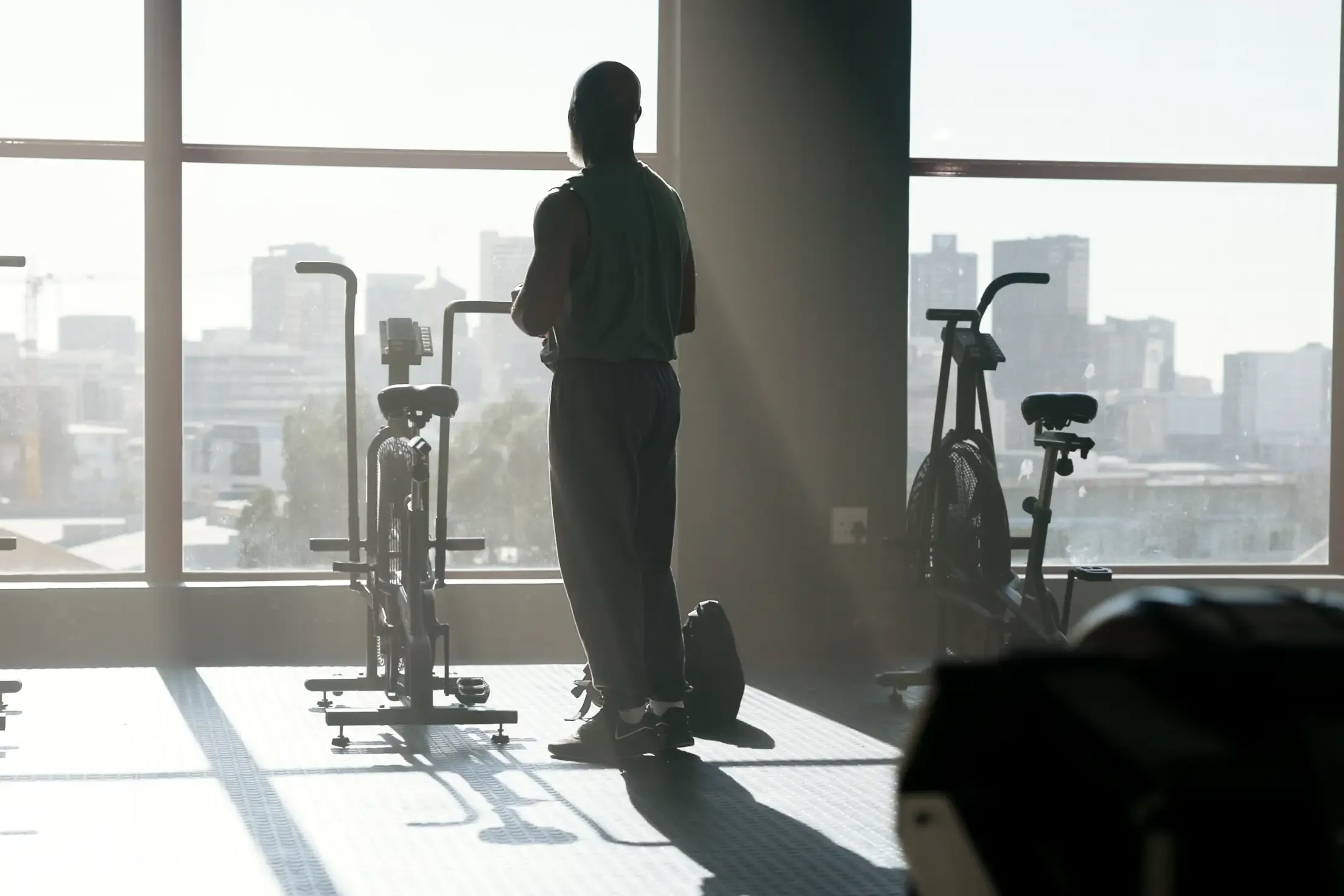 What sets select-service hotels apart from other categories