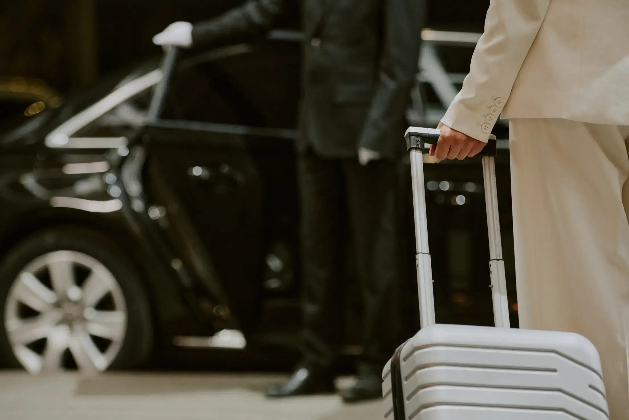 Why should hotels partner with a destination management company