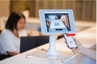 8 advantages of self service kiosks for hotels thumbnail