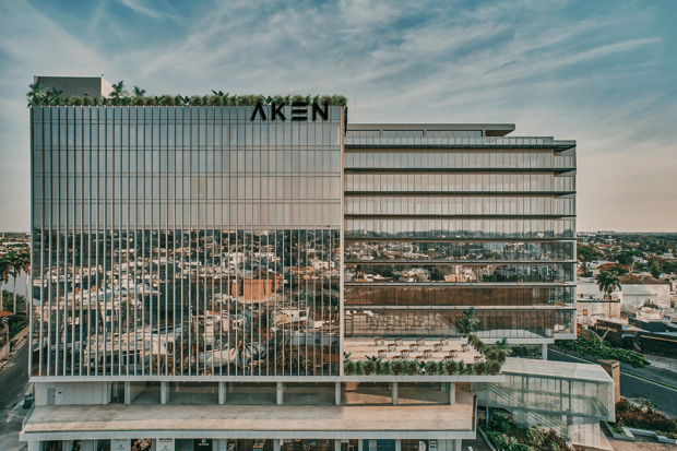 AKEN FACHADA 1