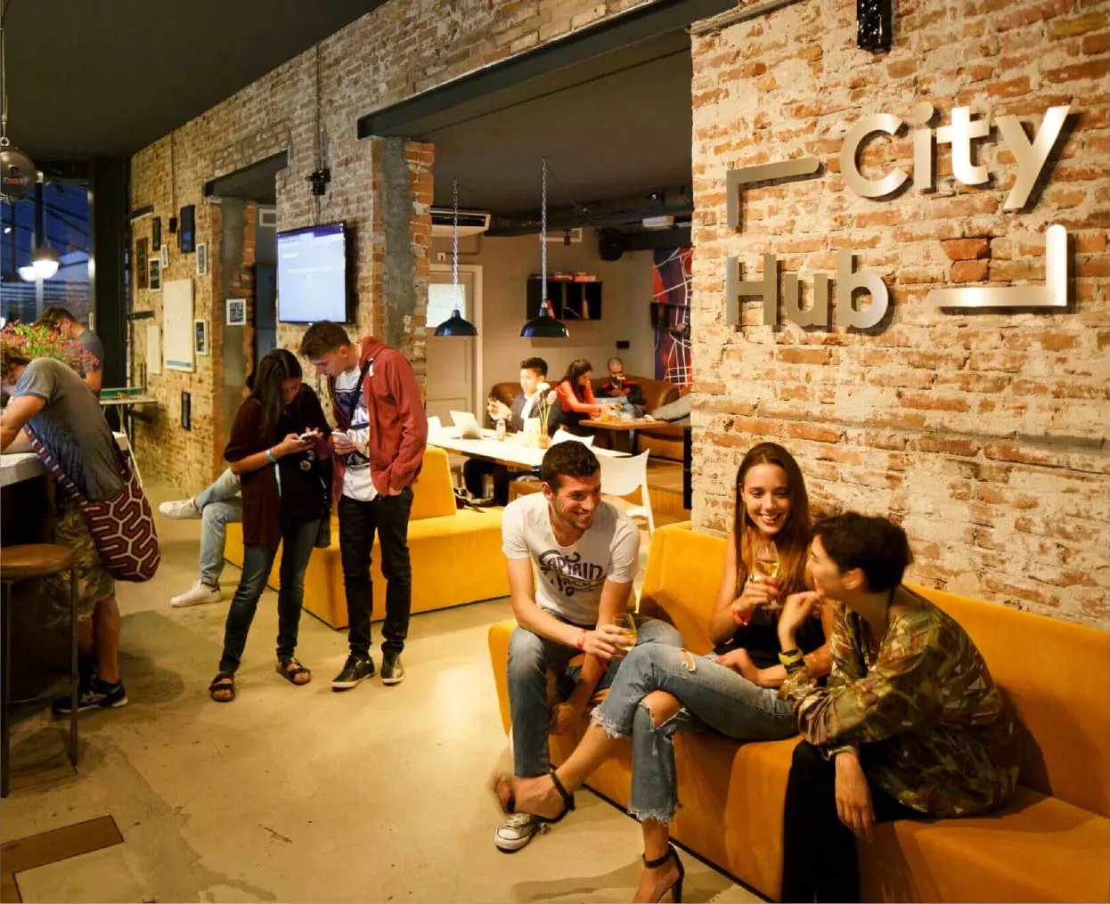 CityHub embraces wristband payments and room keys through Mews 