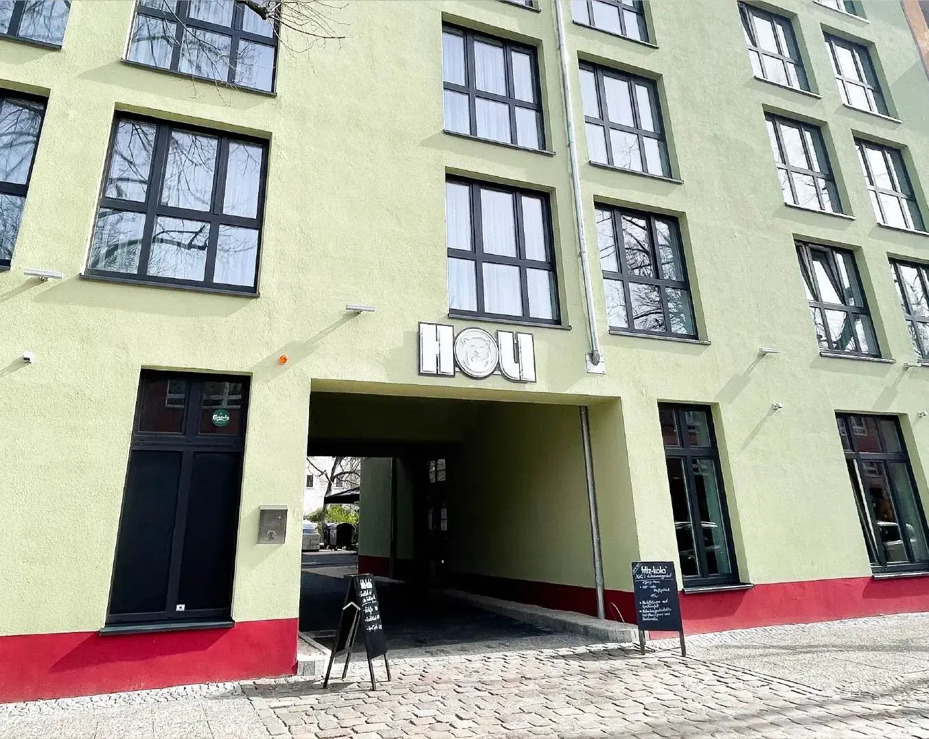 HOLI City Apart Hotel customer story  Website body Image 5 1352 x 1076-50 