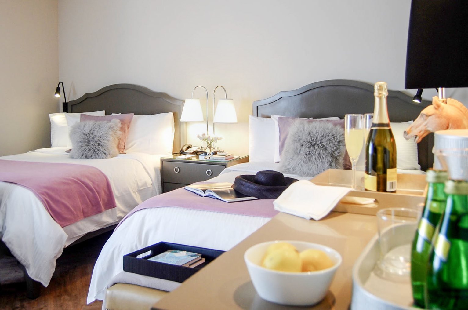 Hollywood Hotel body 