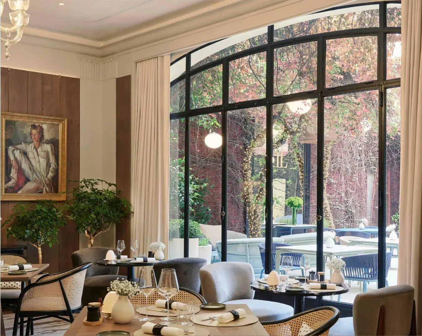 Hotel Lancaster achieves an impressive digital makeover with Mews  Website body Image 4 1076 x 1352-50 