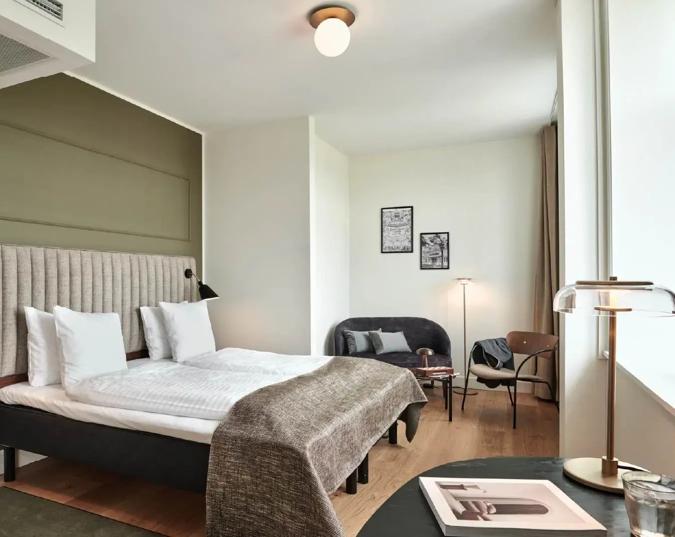 Hotel Sct Thomas Website body Image 1 1076 x 1352-50 