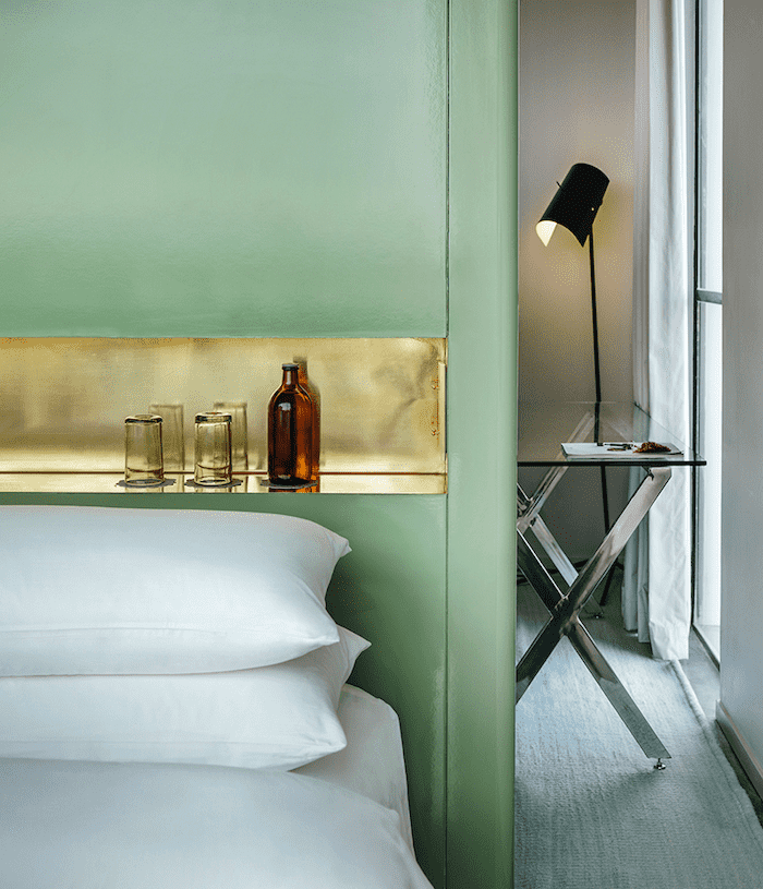 casa-fayette hotel room
