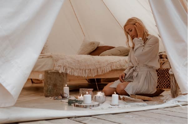 What is glamping and what's the difference between camping and glamping?