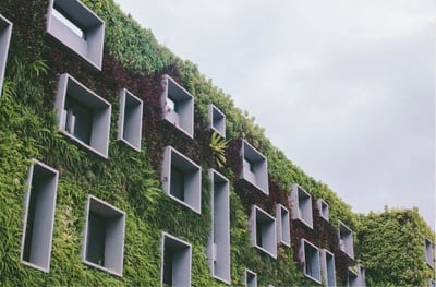 Wat is een milieuvriendelijk hotel