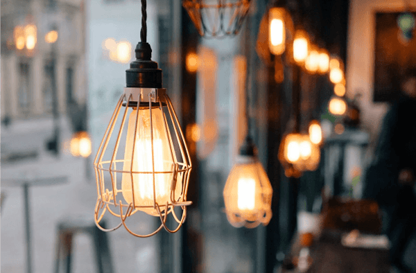 What are the differences between CRS and GDS in the hotel industry? hero image