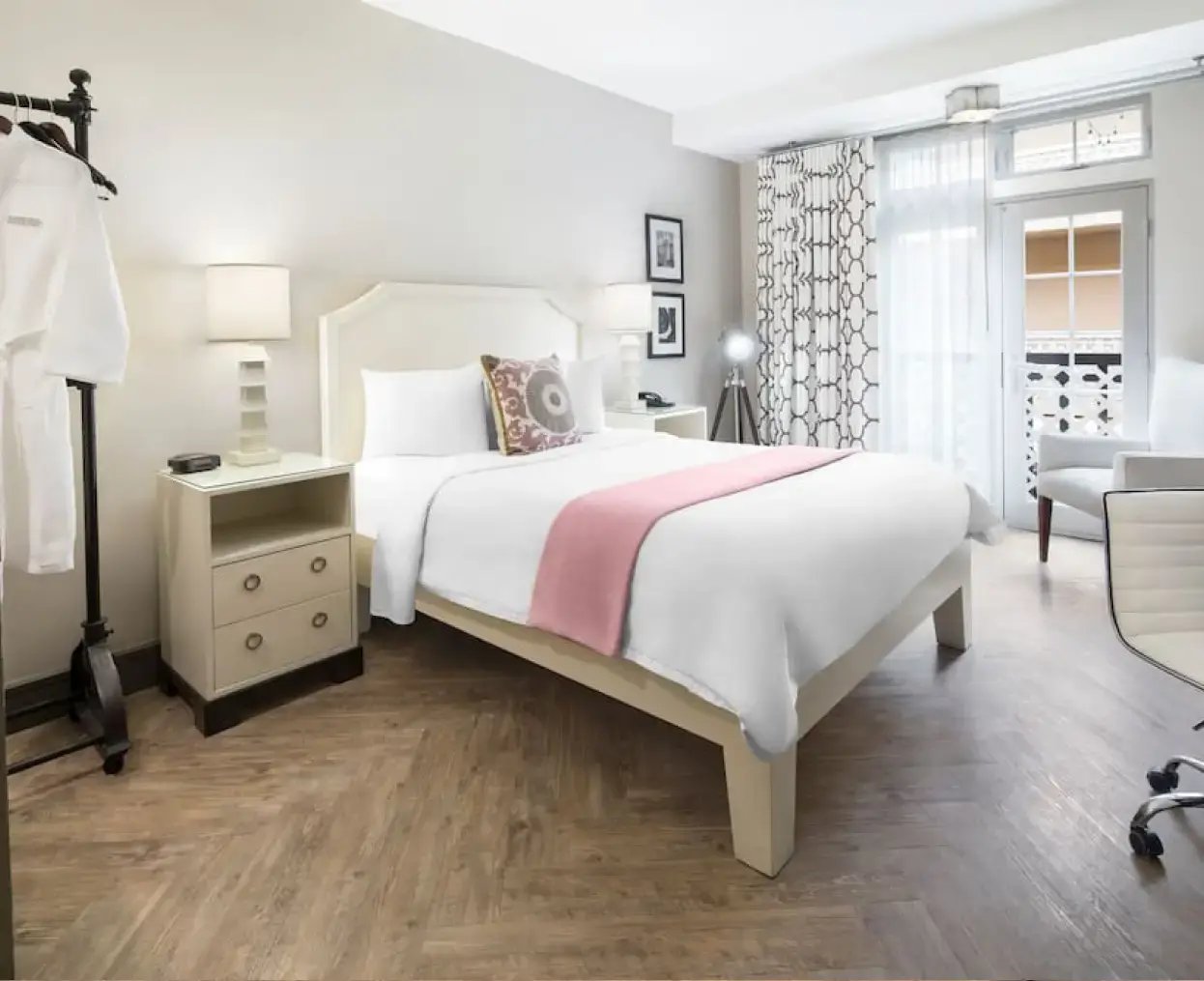 Why Hollywood Hotel calls Mews “the closest thing to a perfect PMS”  Old hero image size (1)