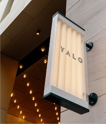 Yalo Hotel