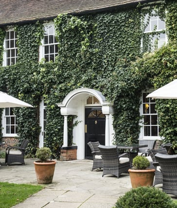 Bush Hotel, Farnham