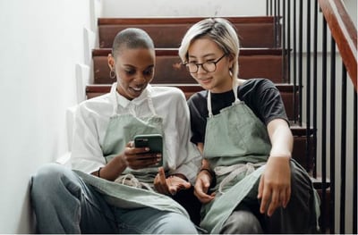 10 best practices for employee communication in hotels thumbnail