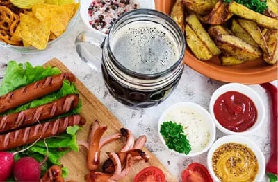 alimentos y bebidas en un hotel