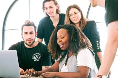 6 Hotel staff training tips for mastering front desk operations thumbnail