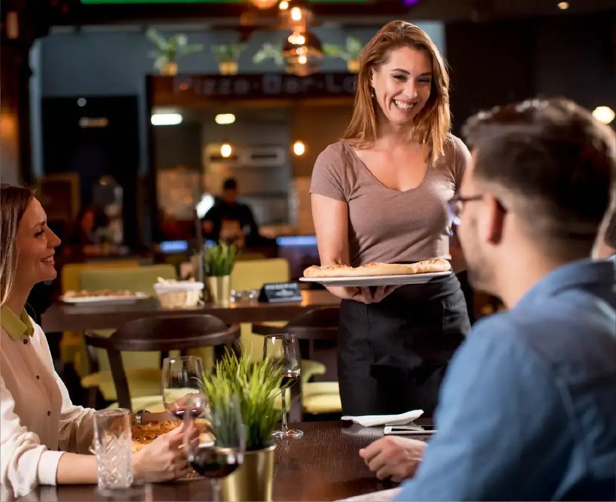 hotel labor cost